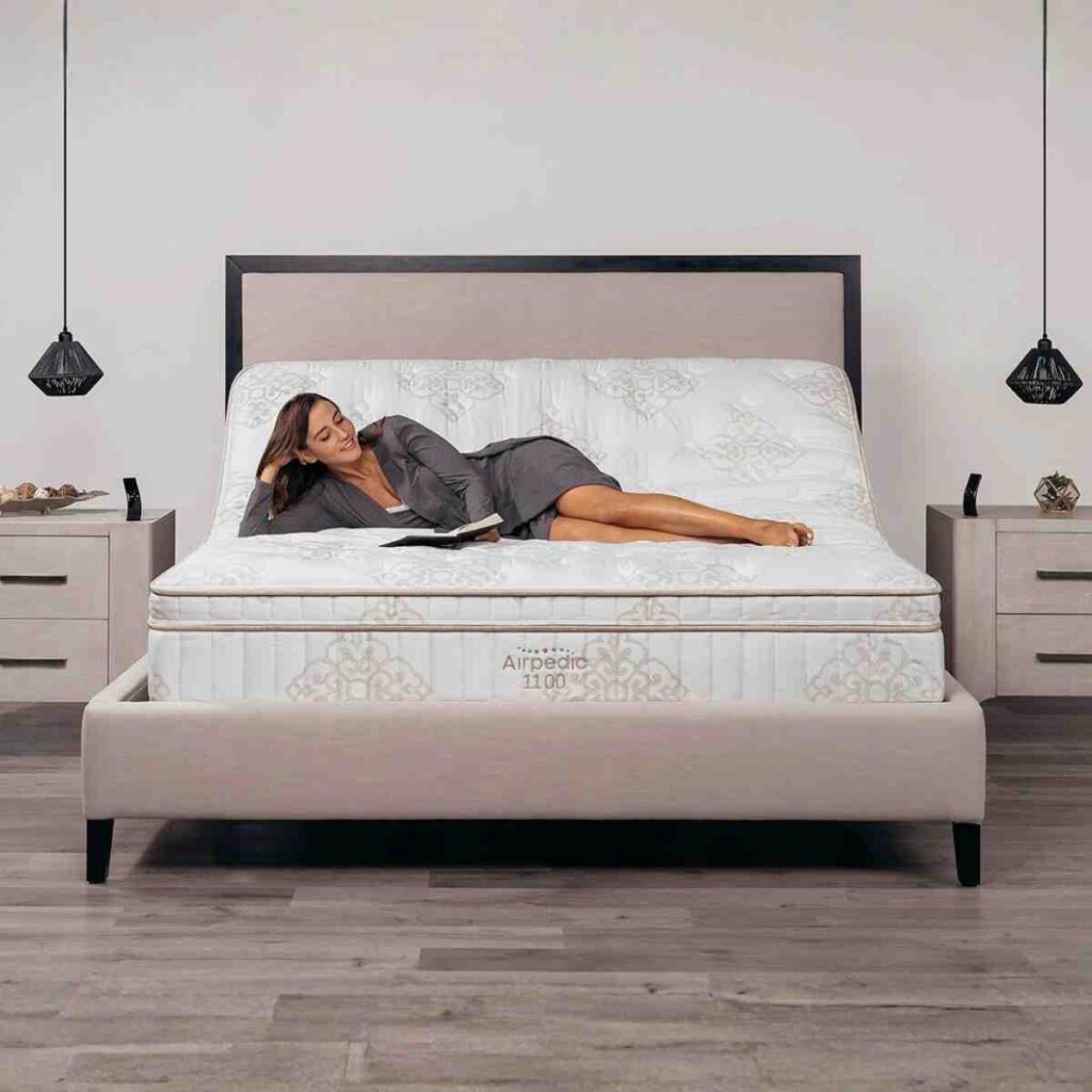 Close-up of the Airpedic mattress internal layers in white, showing the high-quality foam and air-chamber features for long-lasting support.