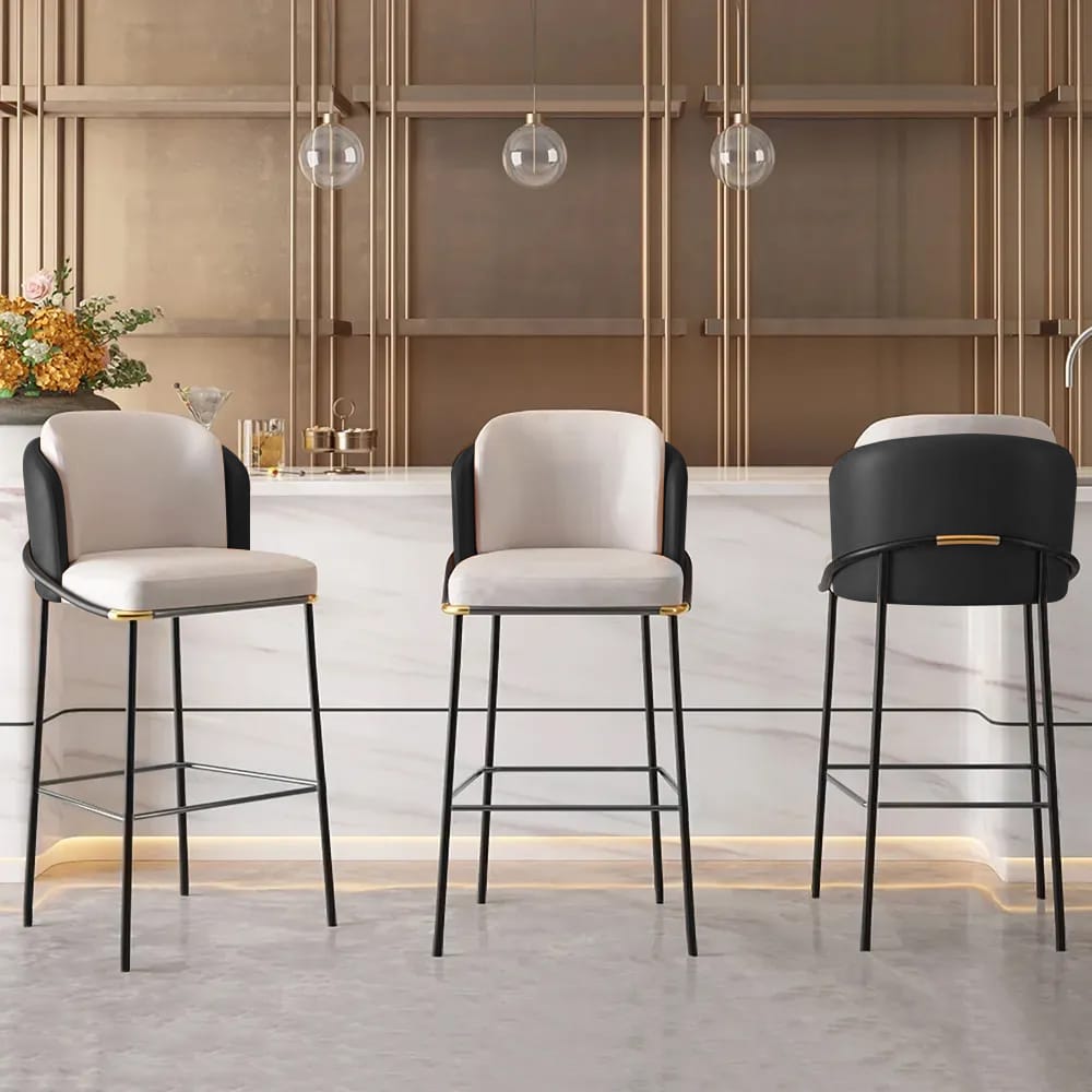 Comfortable black bar height stools with PU leather upholstery and supportive full back.